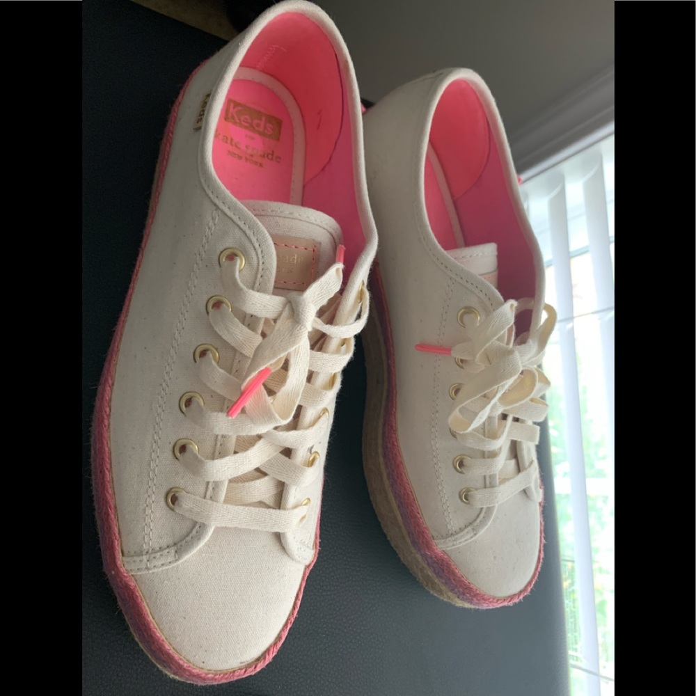 Keds x kate spade New York Triple Up Neon Raffia with 
Extra pair of pink laces